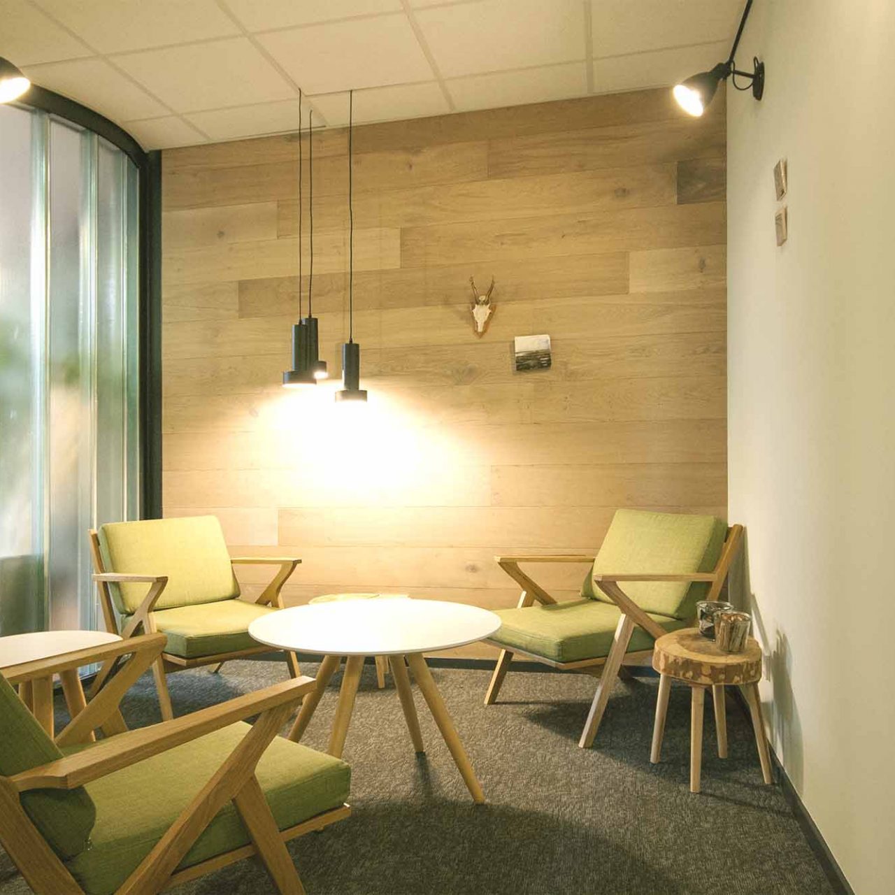 Build Meeting Rooms